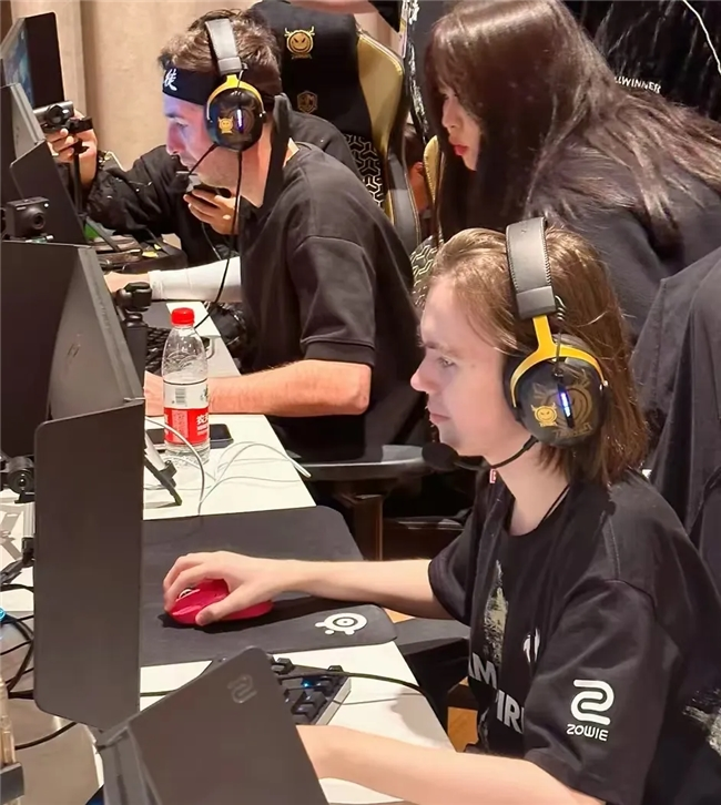 愈战愈烈，场场关键！2025LPL夏季赛季后赛即将开启！