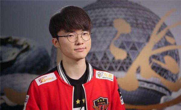 如何组织一场完美的家庭德扑聚会？（怎样筹划一场完美的家庭德州扑克聚会？）